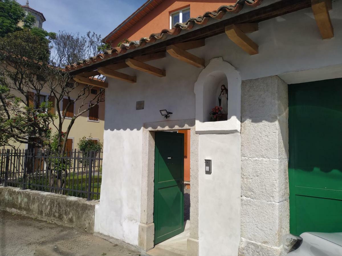 ホテル Casa Lenka Malchina エクステリア 写真