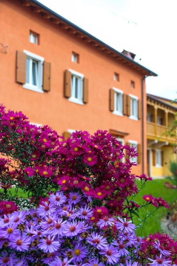 ホテル Casa Lenka Malchina エクステリア 写真