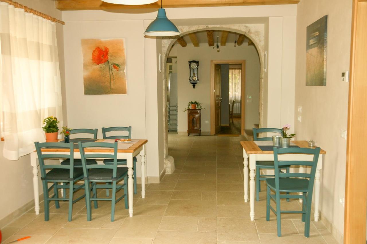 ホテル Casa Lenka Malchina エクステリア 写真
