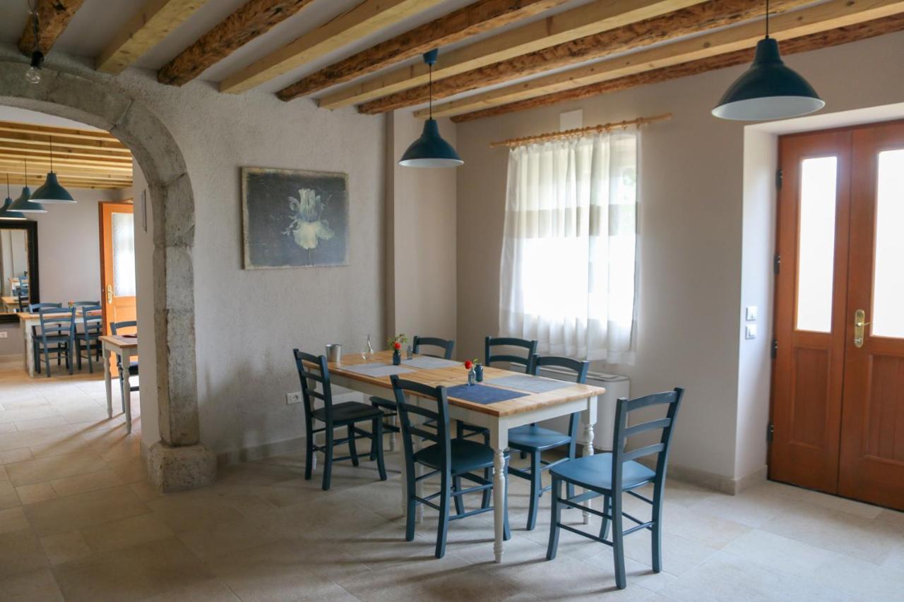 ホテル Casa Lenka Malchina エクステリア 写真